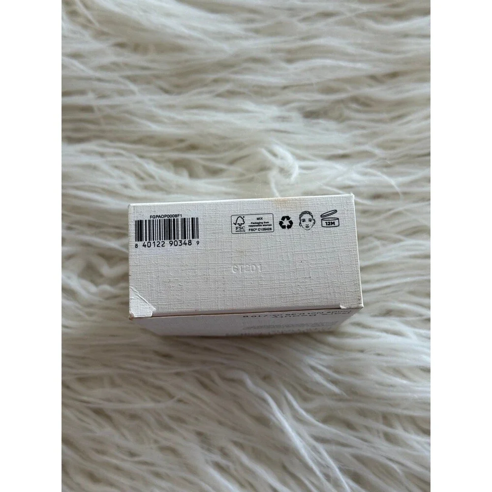 Rare Beauty Always an Optimist Soft Radiance Setting Powder Deep